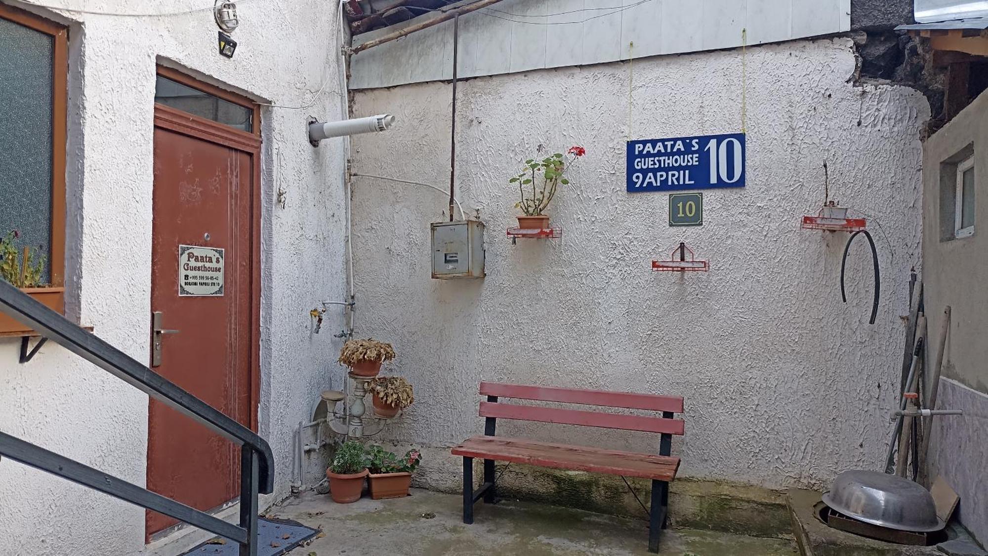 Paata'S Guesthouse Боржоми Екстериор снимка