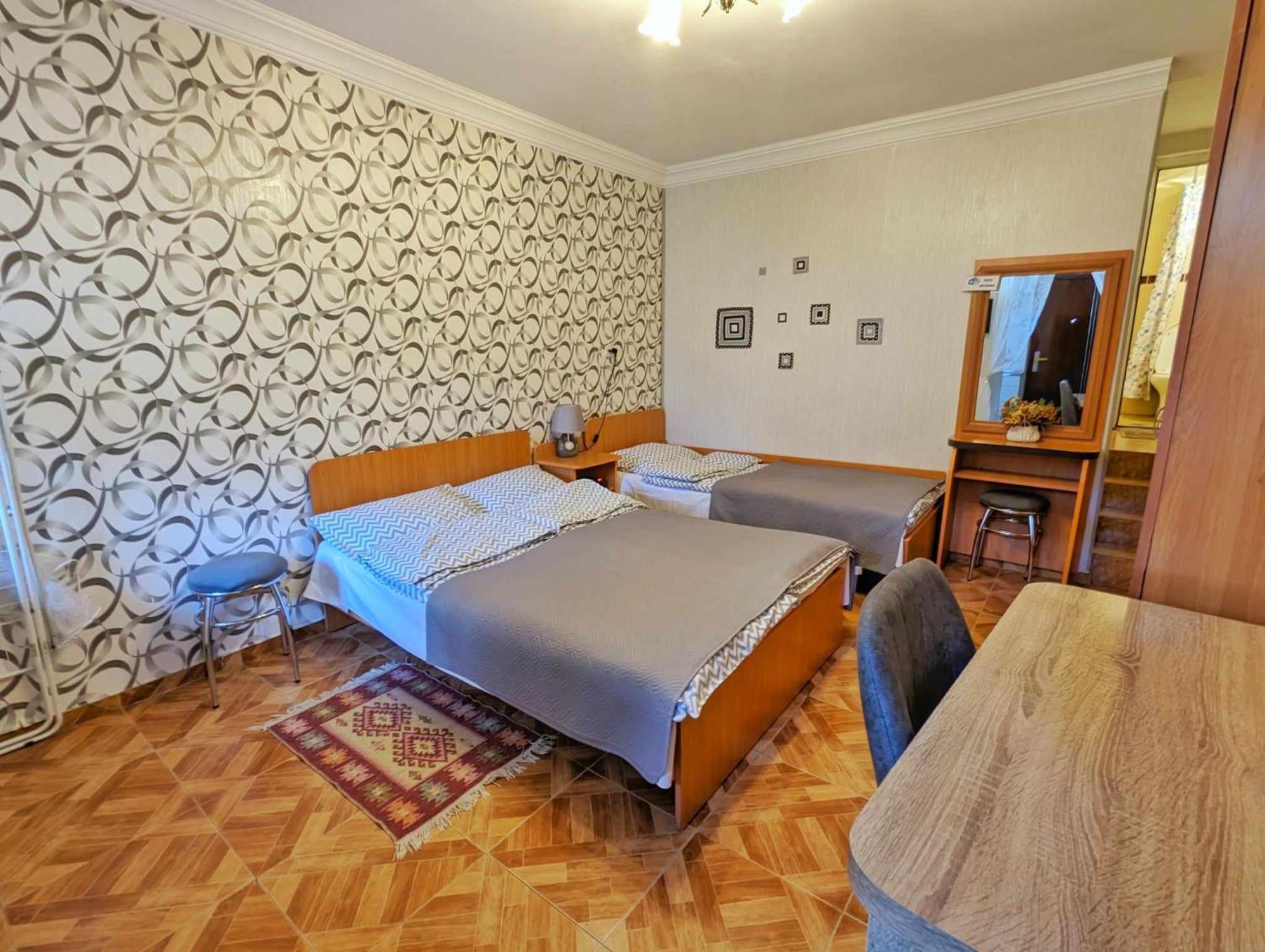 Paata'S Guesthouse Боржоми Екстериор снимка