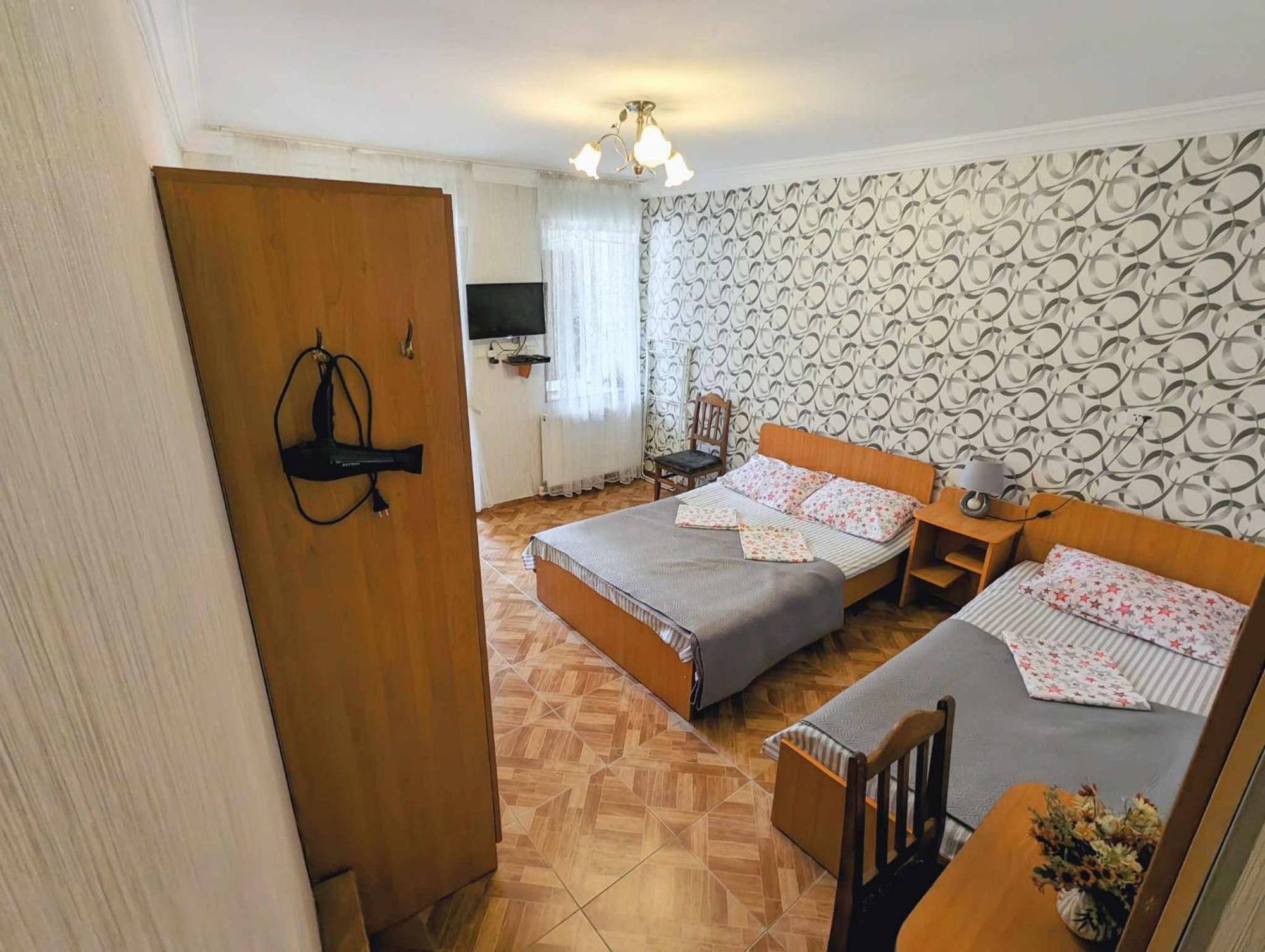Paata'S Guesthouse Боржоми Екстериор снимка